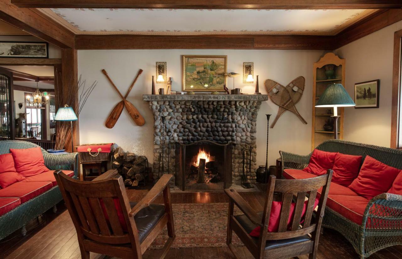Lakeside Inn Екстериор снимка
